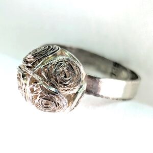 Silver Adjustable Swirl Flower Ball Ring 725 Sizable
